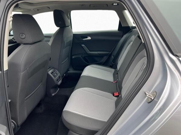 Seat Leon Sportstourer 2.0 TDI Style Navi|Pano|SHZ