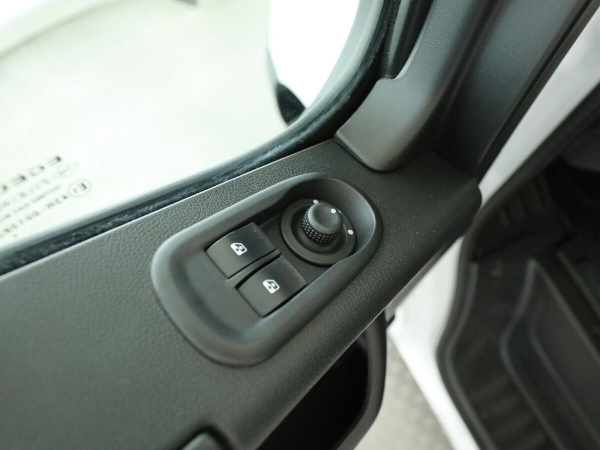 Renault Master DoKa PRITSCHE L3H1 3,5t 4x4 dCi 130