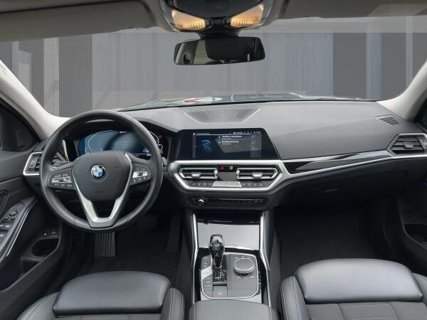 BMW 330 Sport Line