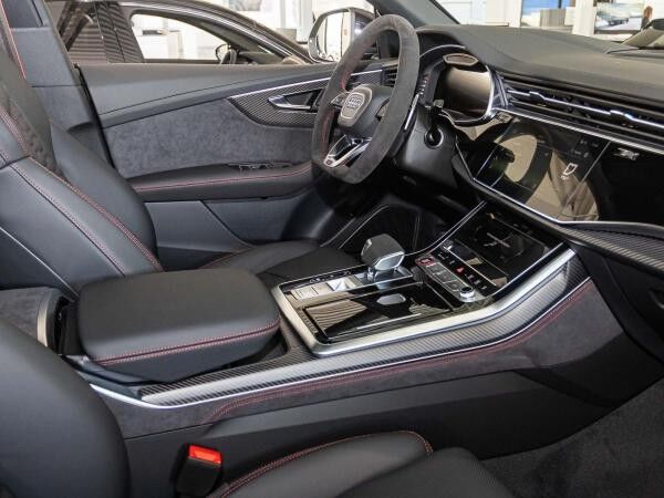 Audi RS Q8 performance 640PS AHK Panorama HuD HD-Matrix
