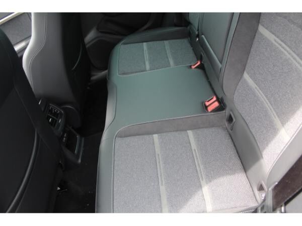 Seat Ateca 1.5 TSI DSG Xperience NAVI AHK LED KAMERA SHZ GRA_17