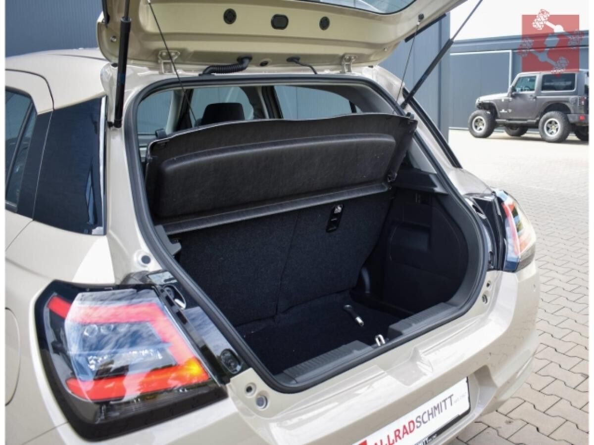 Suzuki Swift Club 1.2l Hybrid Navi LED ACC Apple DAB