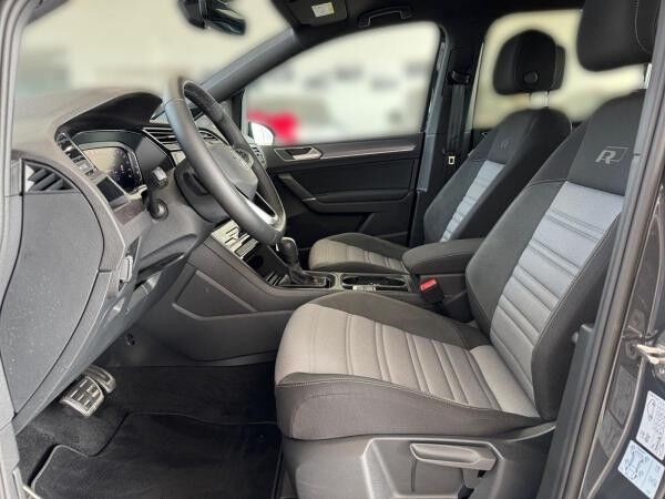 Volkswagen Touran R-Line 2,0 TDI DSG*NAV*STZHZG*AHK*ACC*KEYLESS*
