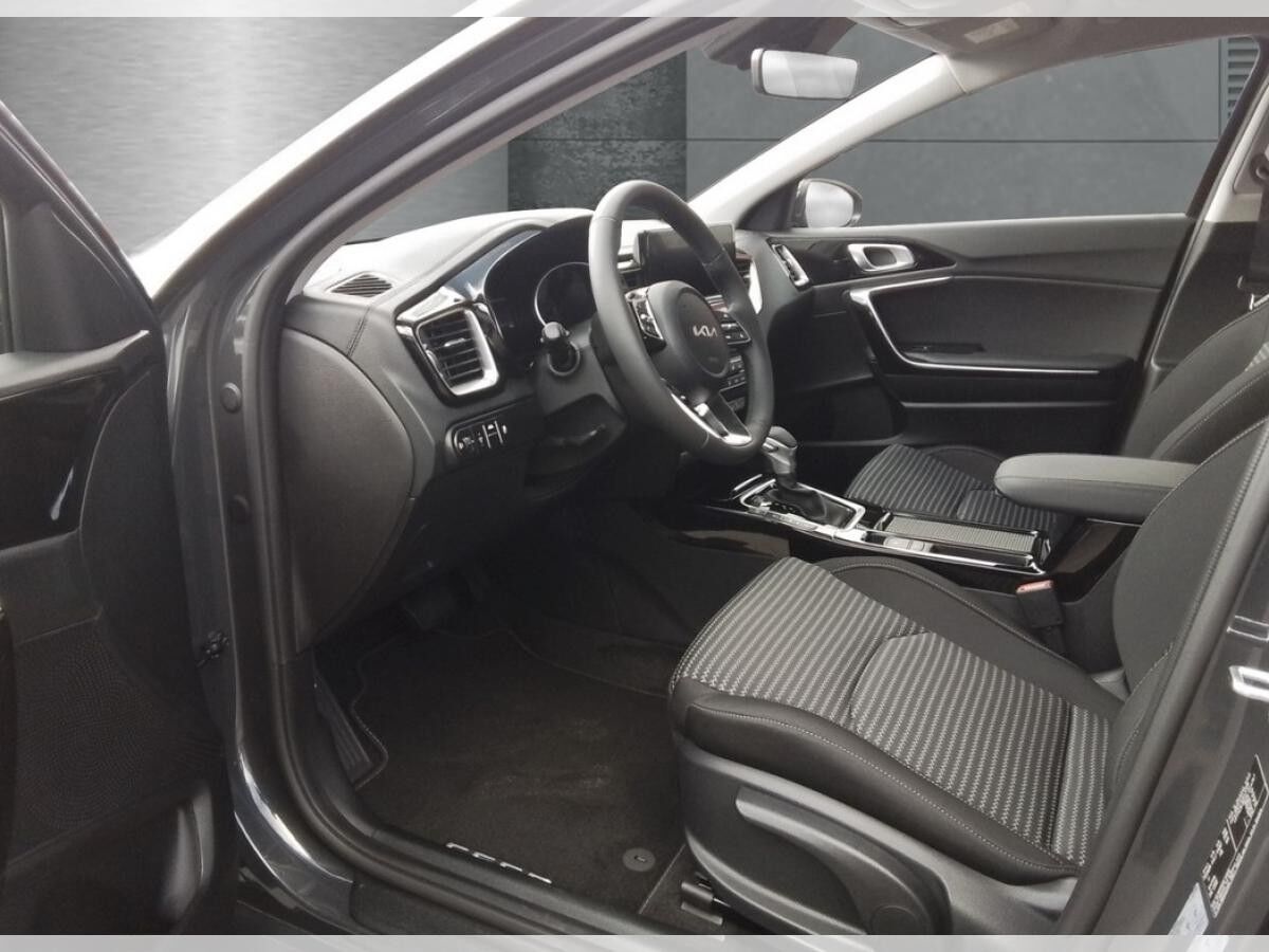 Kia Ceed Ceed 1.5 T-GDI MHEV DCT Ultimate Edition