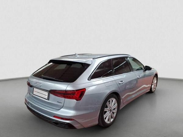 Audi A6 Avant 55 TFSI e Design S line qu. S tr. AHK