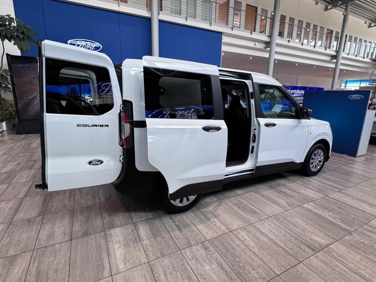 Ford Transit Courier Trend DoKa Doppelkabine ⚠️ 💪 inkl. Servicepaket ⚡🚐