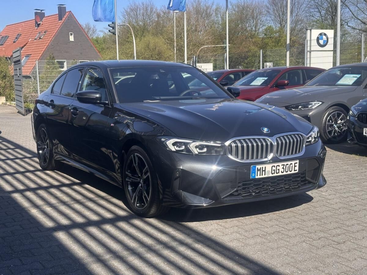 BMW 330 e xDrive M Sport //Leas.ab EUR499,- inkl.o.SZ