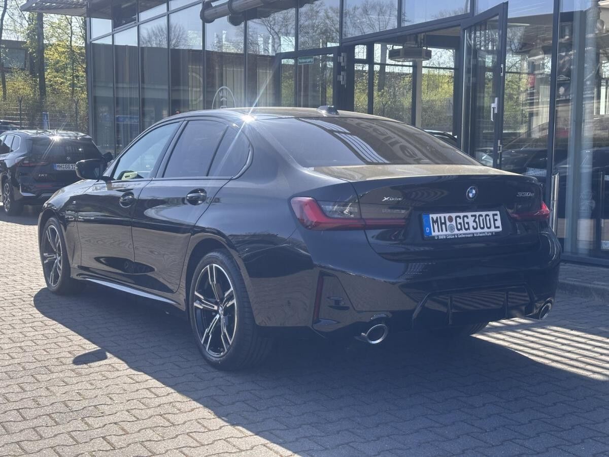 BMW 330 e xDrive M Sport //Leas.ab EUR499,- inkl.o.SZ