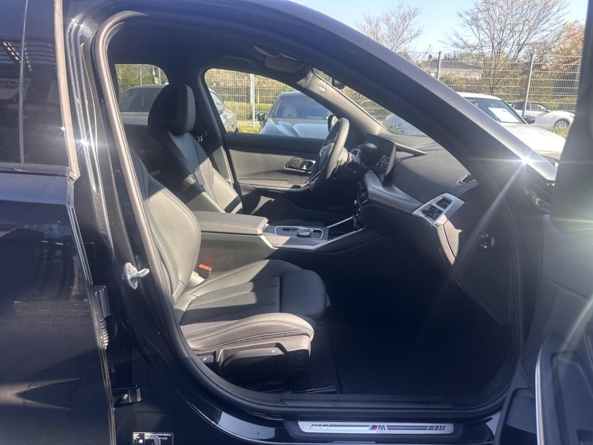 BMW 330 e xDrive M Sport //Leas.ab EUR499,- inkl.o.SZ