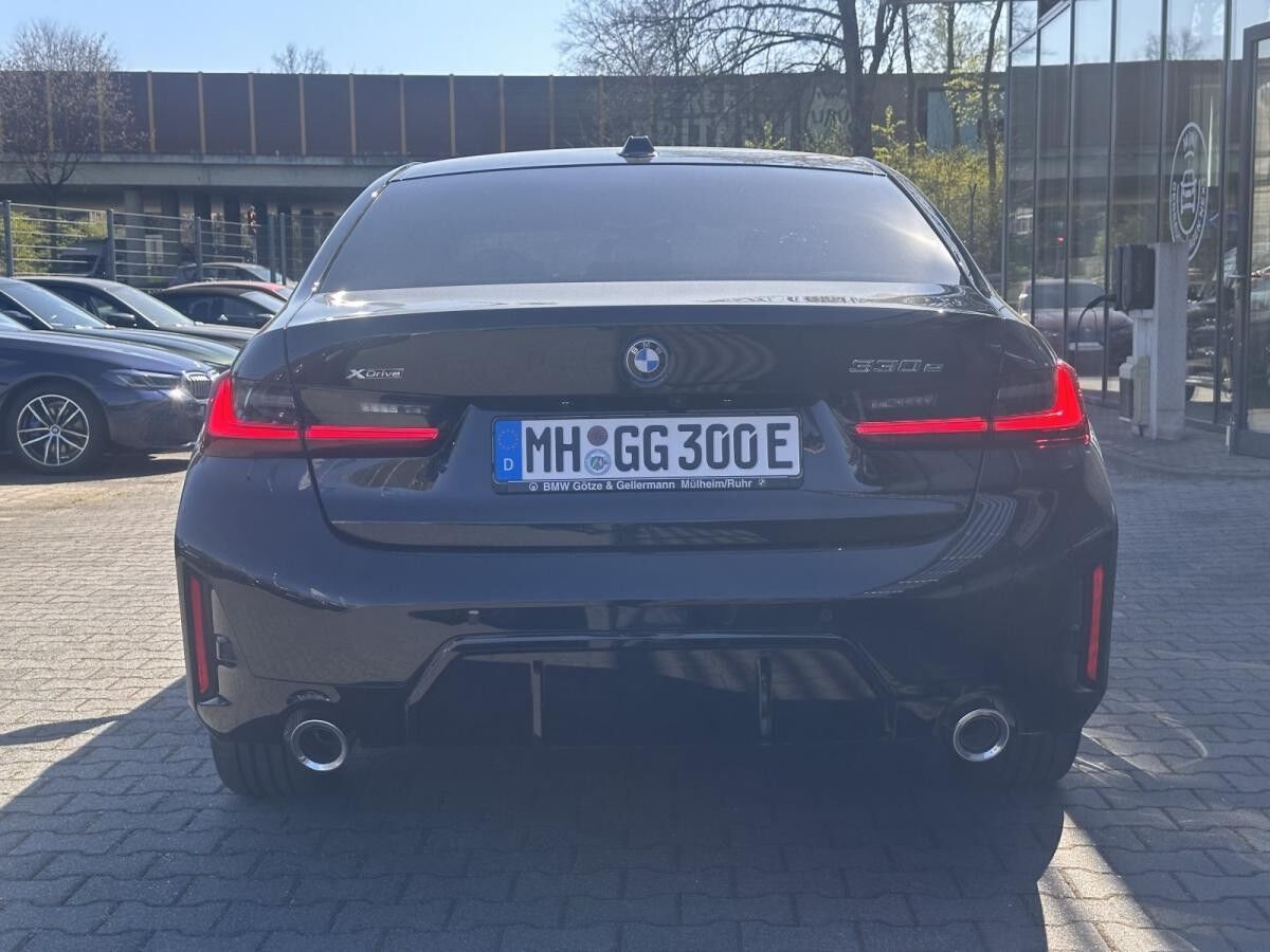 BMW 330 e xDrive M Sport //Leas.ab EUR499,- inkl.o.SZ