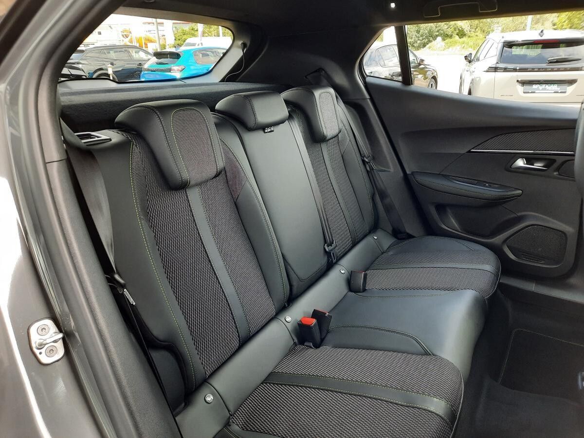 Peugeot 2008 GT  e-DSC