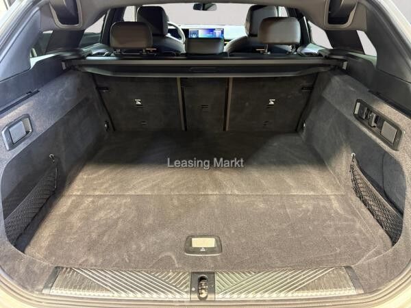 BMW 540 d xDrive Touring M Sport / NP= 91.380,- / AHK