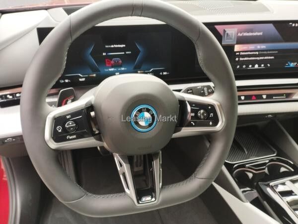 BMW i5 xDrive40 Touring M Sport / NP= 99.150,- / AHK