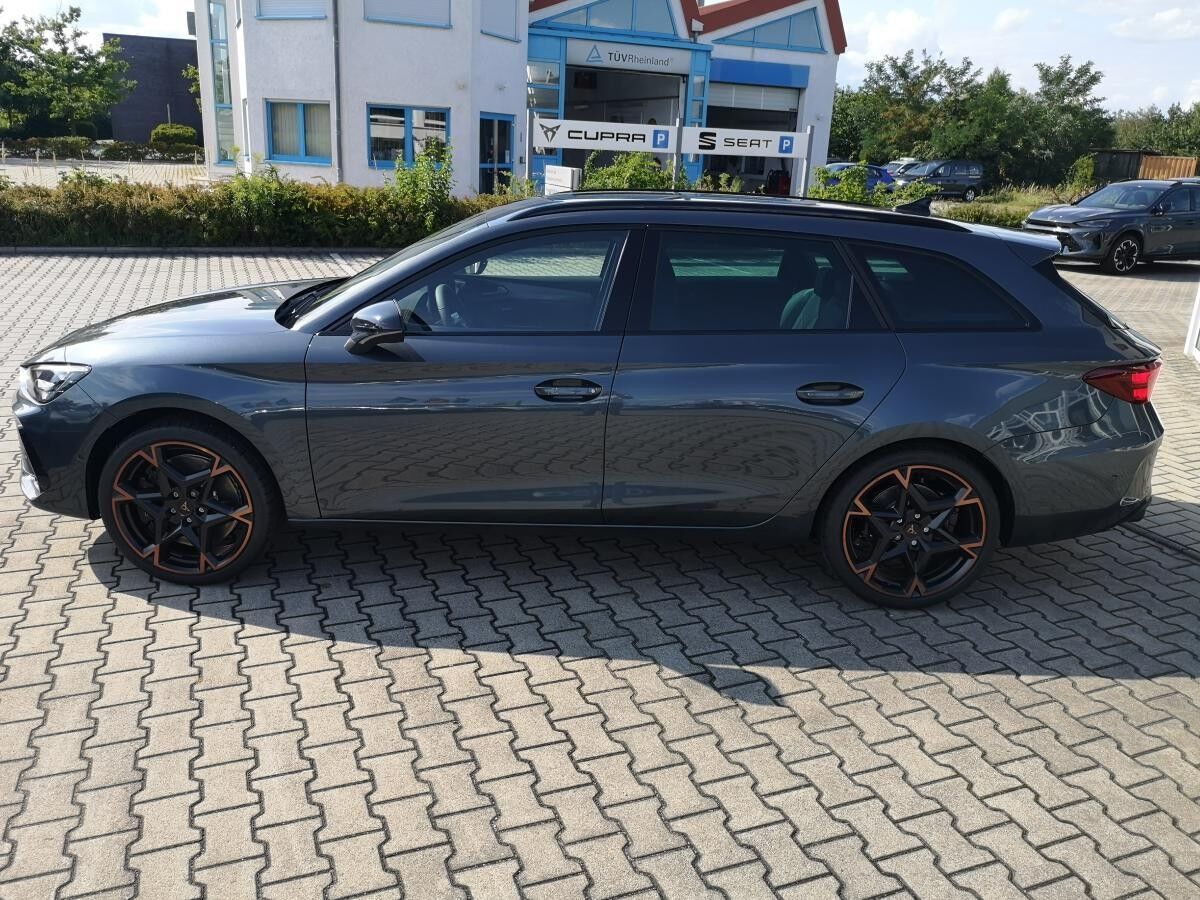 Cupra Leon 2.0 TSI 245 kW 4Drive VZ SENNHEISER HD-Matrix-LED