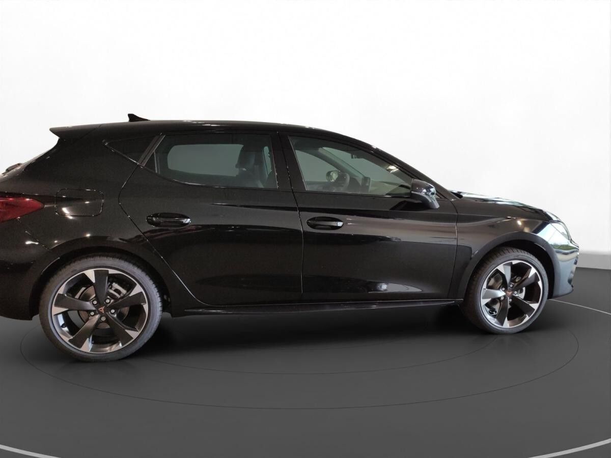 Cupra Leon 1.5 eTSI DSG Sitzheizung