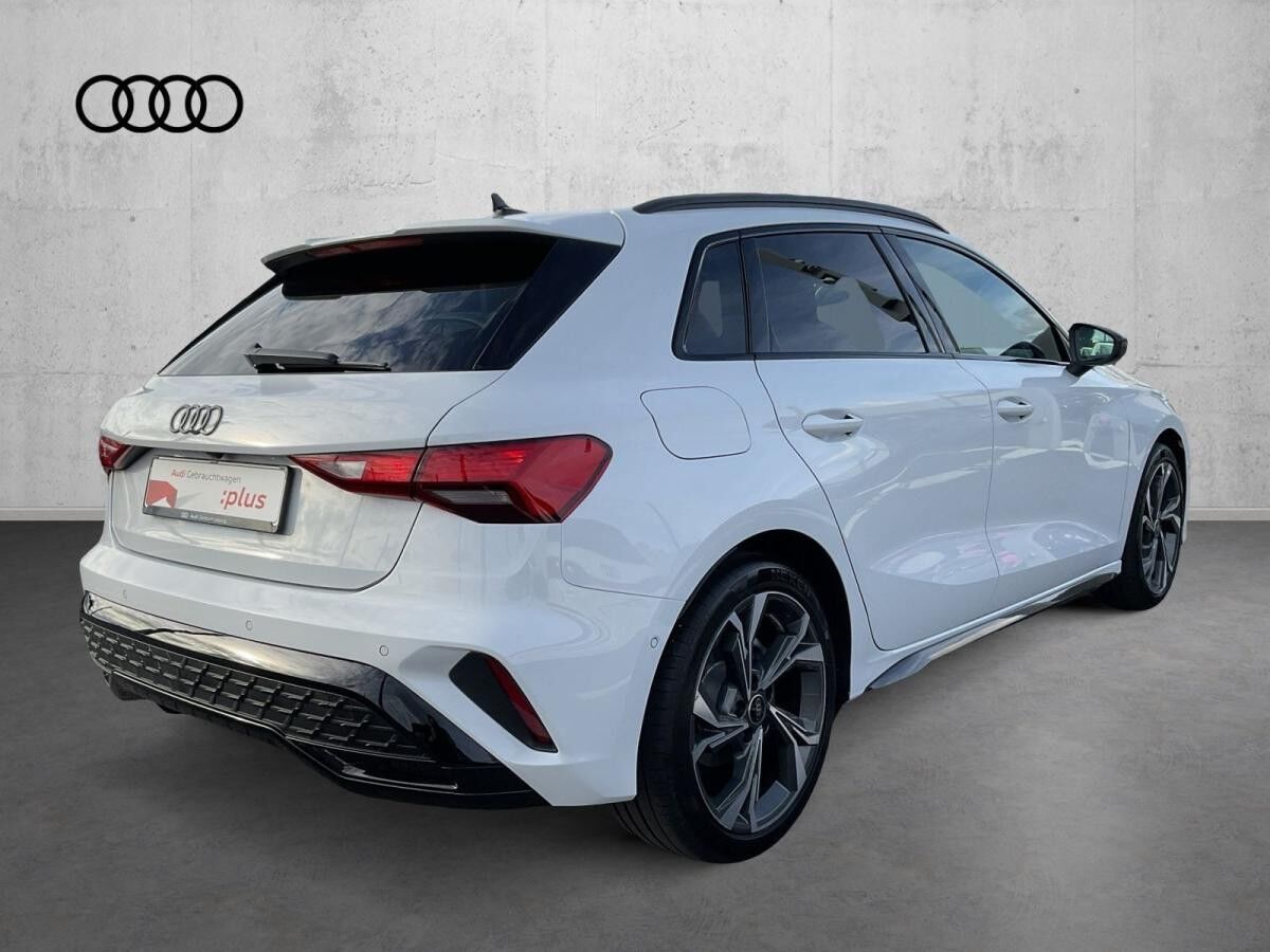 Audi A3 Sportback 30 TFSI S line *Navi*Business*AHK*