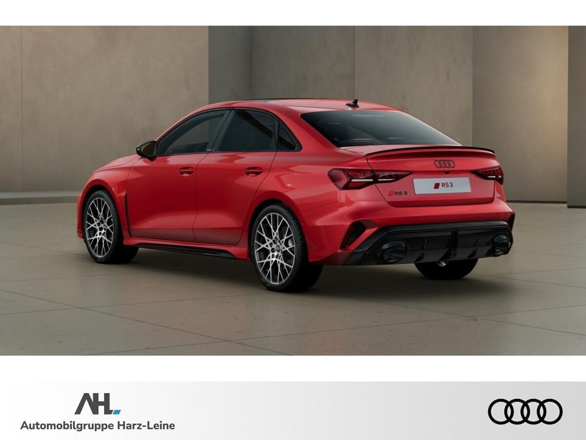 Audi RS3 Limousine 294(400) kW(PS) TFSI quattro