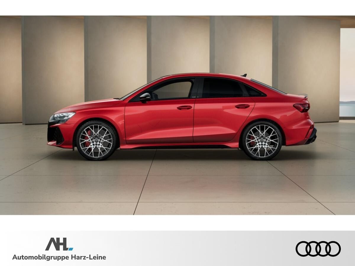 Audi RS3 Limousine 294(400) kW(PS) TFSI quattro