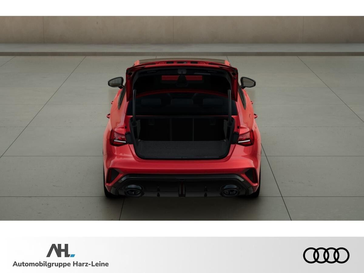 Audi RS3 Limousine 294(400) kW(PS) TFSI quattro