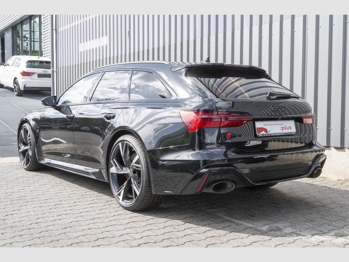 Audi RS6 All Black/B+O Advanced/RS-AGA/Pano/Laser/HuD/ACC/22Zoll