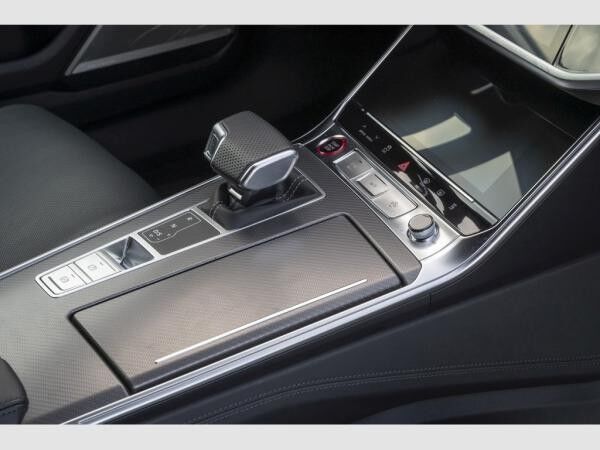 Audi RS6 Black+/B+O Advanced/RS-AGA/Pano/Laser/HuD/ACC/22Zoll/360°