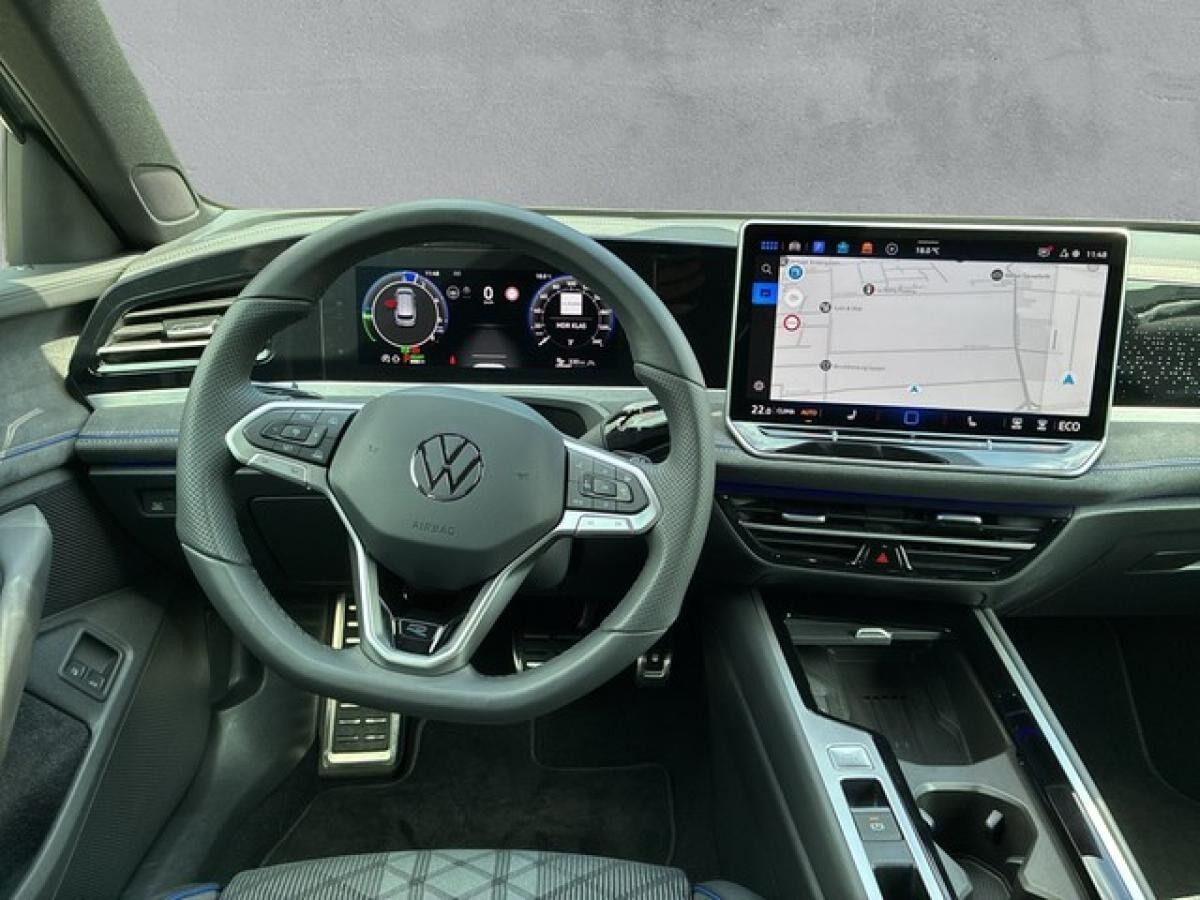 Volkswagen Passat Variant 1,5 TSI eHybrid R-Line AHK+NAVI+