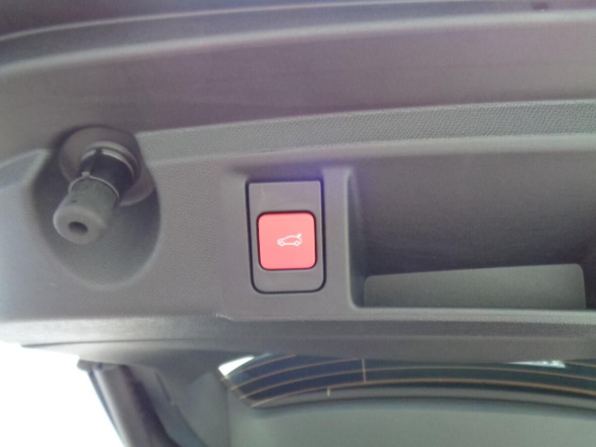 Peugeot 308 SW Hybrid 145e-DSC6 GT Alcantara, LED Matrix