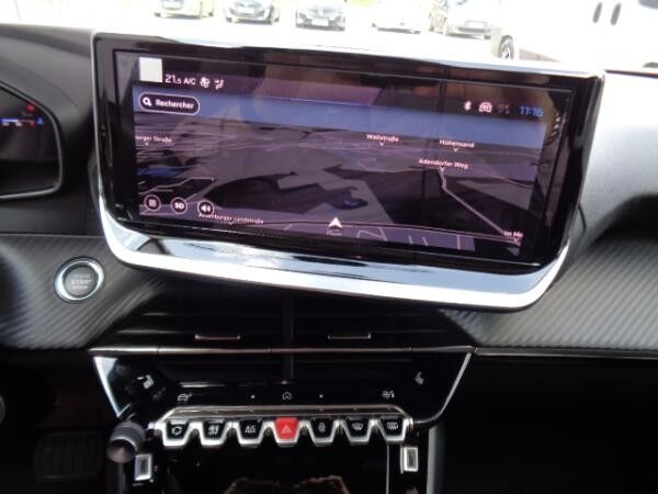 Peugeot 2008 PureTech 130 EAT8 Allure (U)