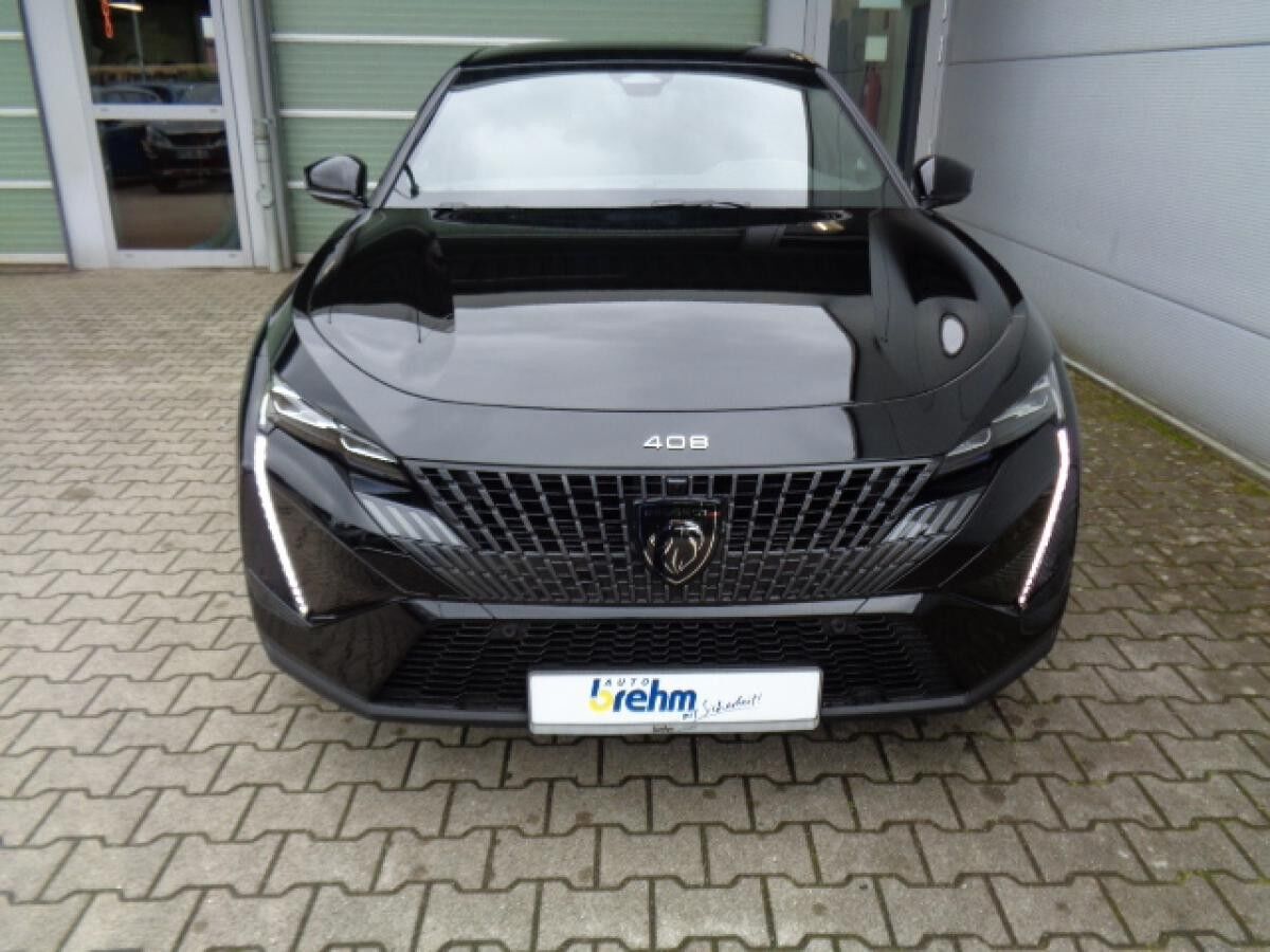 Peugeot 408 HYBRID 145 e-DSC6 GT E- Sitze Alcantara