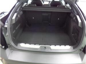 Peugeot 408 HYBRID 145 e-DSC6 GT E- Sitze Alcantara