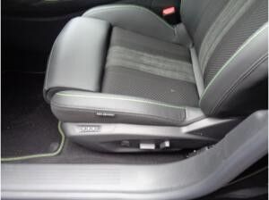 Peugeot 408 HYBRID 145 e-DSC6 GT E- Sitze Alcantara