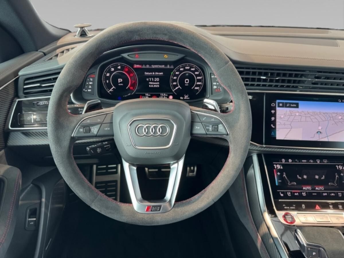 Audi RS Q8 performance B&O Laser 23"