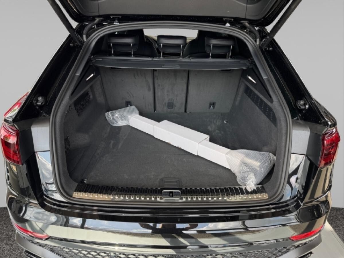 Audi RS Q8 performance B&O Laser 23"