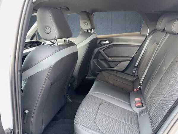 Audi A1 Sportback S-line TFSI ⇒ 207PS ⇒ Ambiente-Lichtpaket ⇒ Optikpaket Schwarz ⇒ SONOS Soundsystem