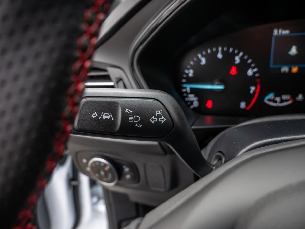 Ford Focus ST-LINE Turnier 1.0T MHEV LED*NAVI*FSH