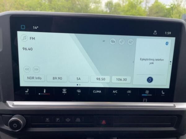 Volkswagen Transporter Kasten 2.0 TDI 110 KW 6-Gang* AHK* Klima* LED* Sitzheizung