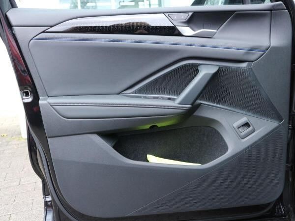 Volkswagen Tiguan R-Line 1,5 l eTSI OPF (150 PS) DSG*AHK*PANORAMA*HARMAN KARDON*STDHZG*
