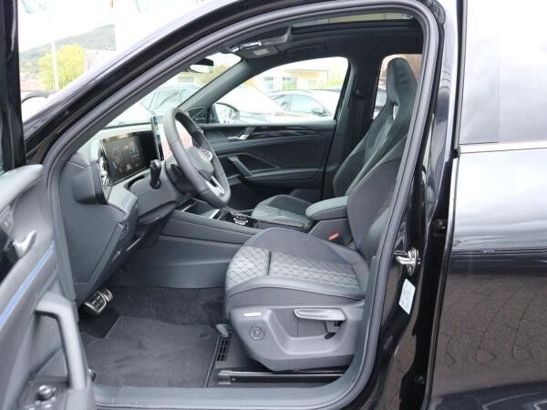 Volkswagen Tiguan R-Line 1,5 l eTSI OPF (150 PS) DSG*AHK*PANORAMA*HARMAN KARDON*STDHZG*