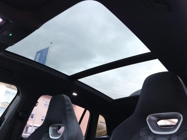 Volkswagen Tiguan R-Line 1,5 l eTSI OPF (150 PS) DSG*AHK*PANORAMA*HARMAN KARDON*STDHZG*