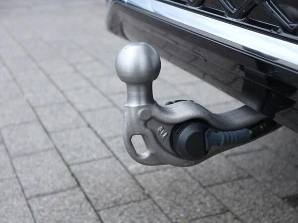 Volkswagen Tiguan R-Line 1,5 l eTSI OPF (150 PS) DSG*AHK*PANORAMA*HARMAN KARDON*STDHZG*