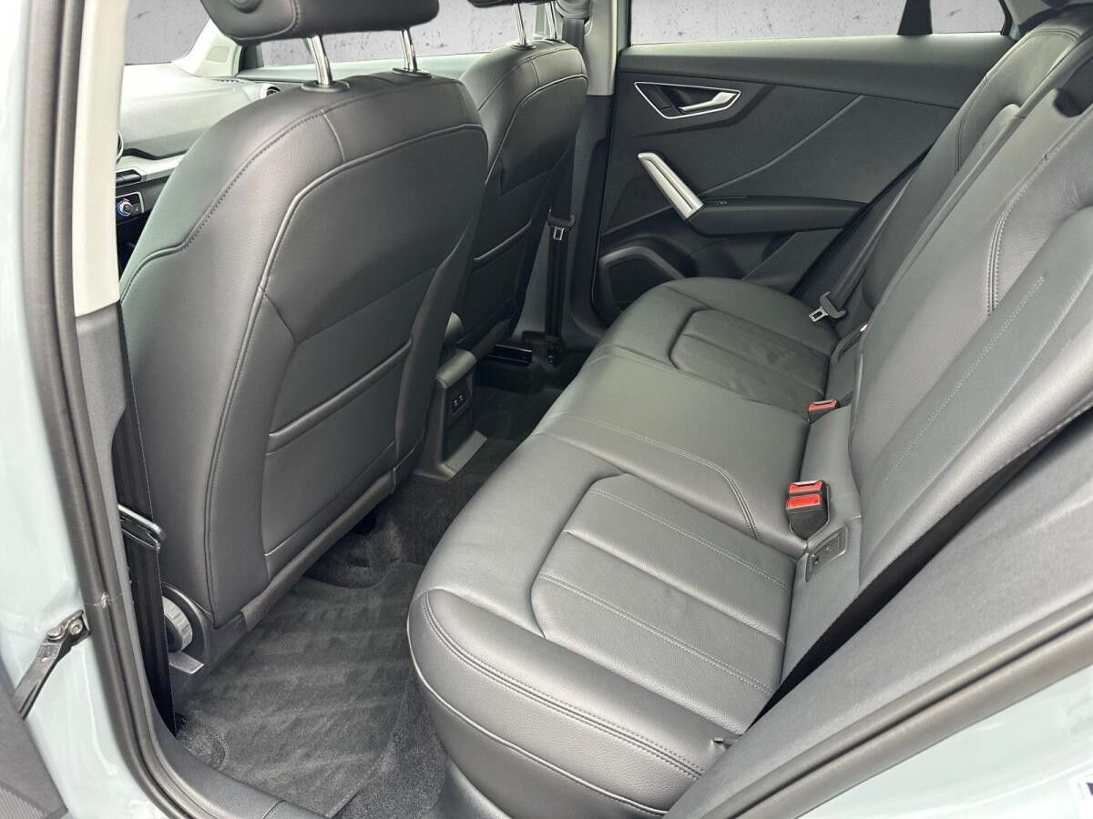 Audi Q2 35 TDI qu. advanced S-tr. *Matrix*Pano*Navi*