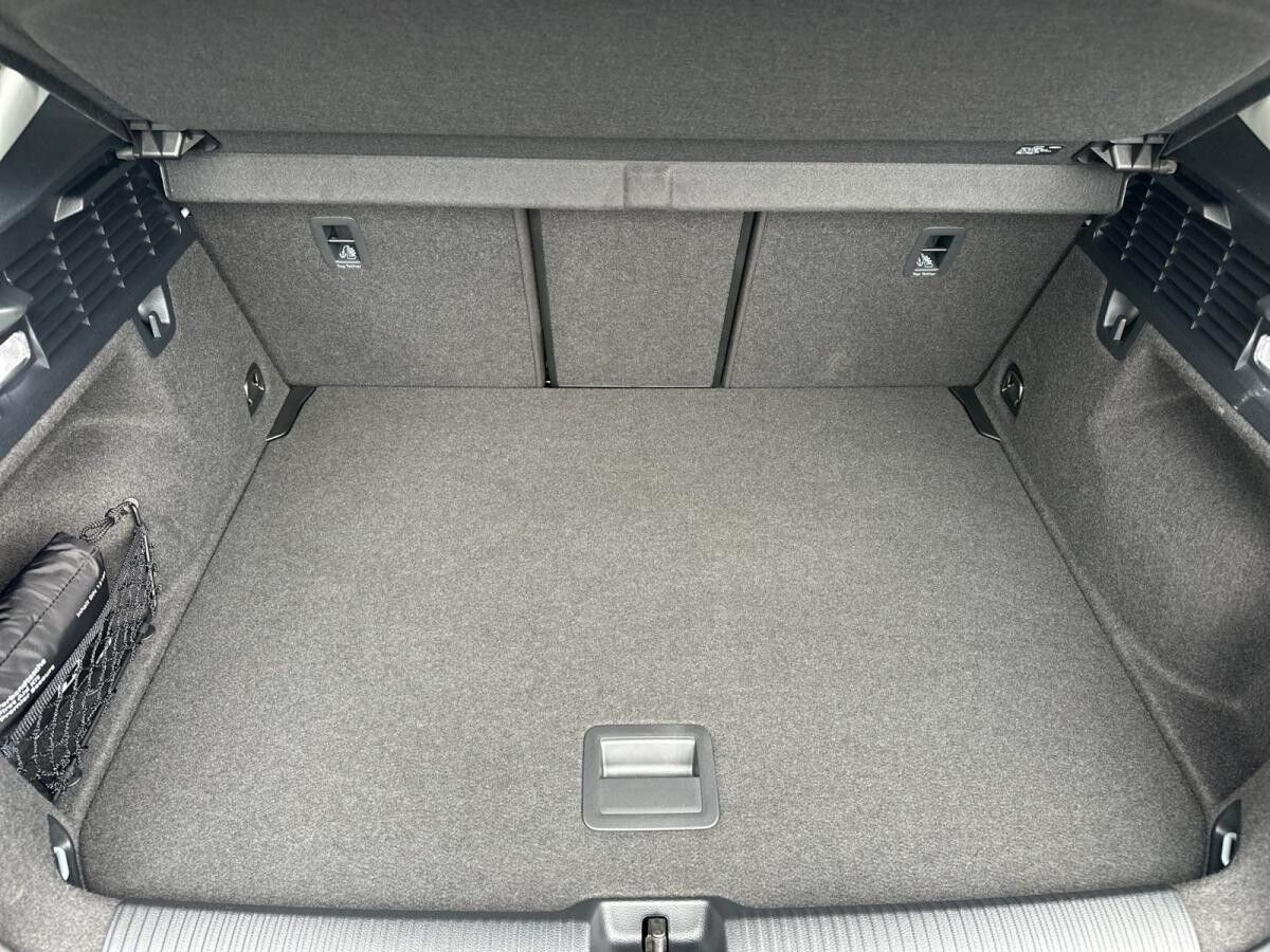 Audi Q2 35 TDI qu. advanced S-tr. *Matrix*Pano*Navi*