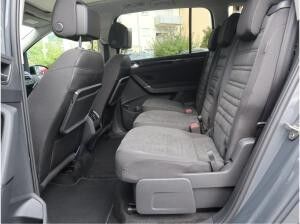 Volkswagen Touran Highline 2,0 TDI SCR (150 PS) DSG*7-Sitzer*AHK*TOP*STANDHZG*WINTERRÄDER*PRIVAT