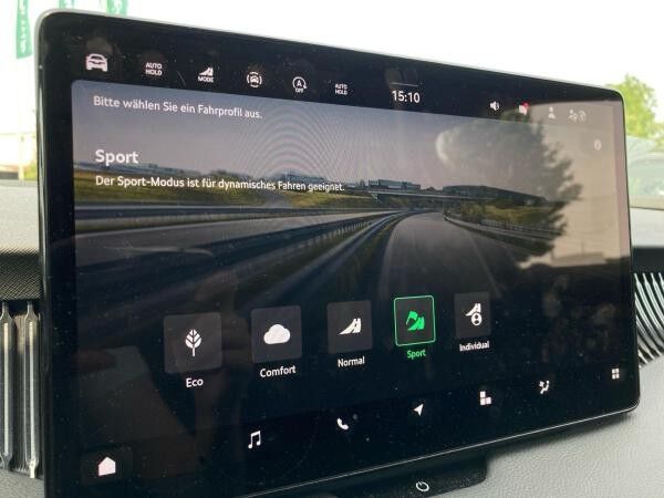 Skoda Superb Combi L&K 2.0TSI 4x4 MATRIX.AHK.PANO.ACC.HuD.LEDER.NAVI
