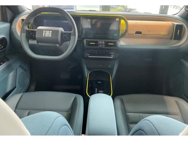 Fiat Grande Panda *La Prima *Winterpaket mit Sitz /Lenkradheizung