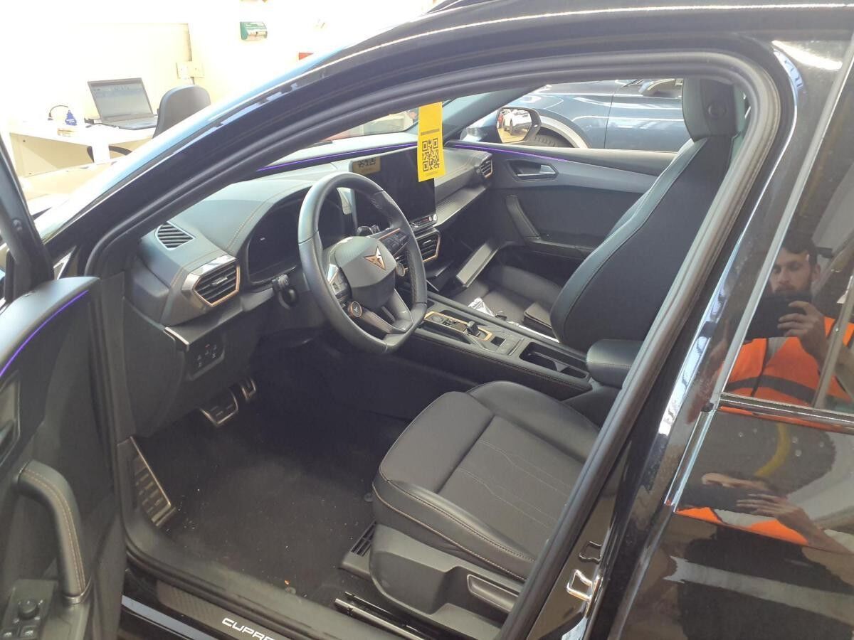 Cupra Leon Sp. 1.5 eTSI DSG AHK-Vorb.  INTELLIGENT | eHECK *nur mit 990€ Sonderzahlung gültig*