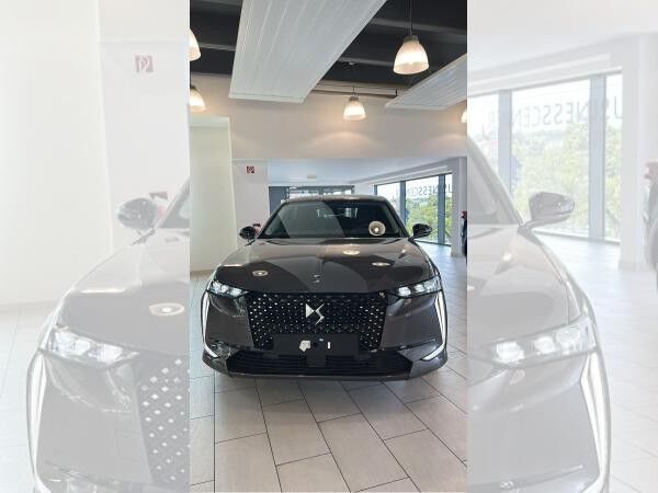 DS Automobiles DS4 ÉTOILE + Nappa Hybrid 136