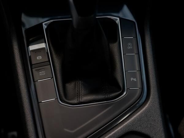 Volkswagen Tiguan Allspace 1,5 TSI DSG Life AHK ACC 7-Sitzer LED NaviMedia 18Zoll