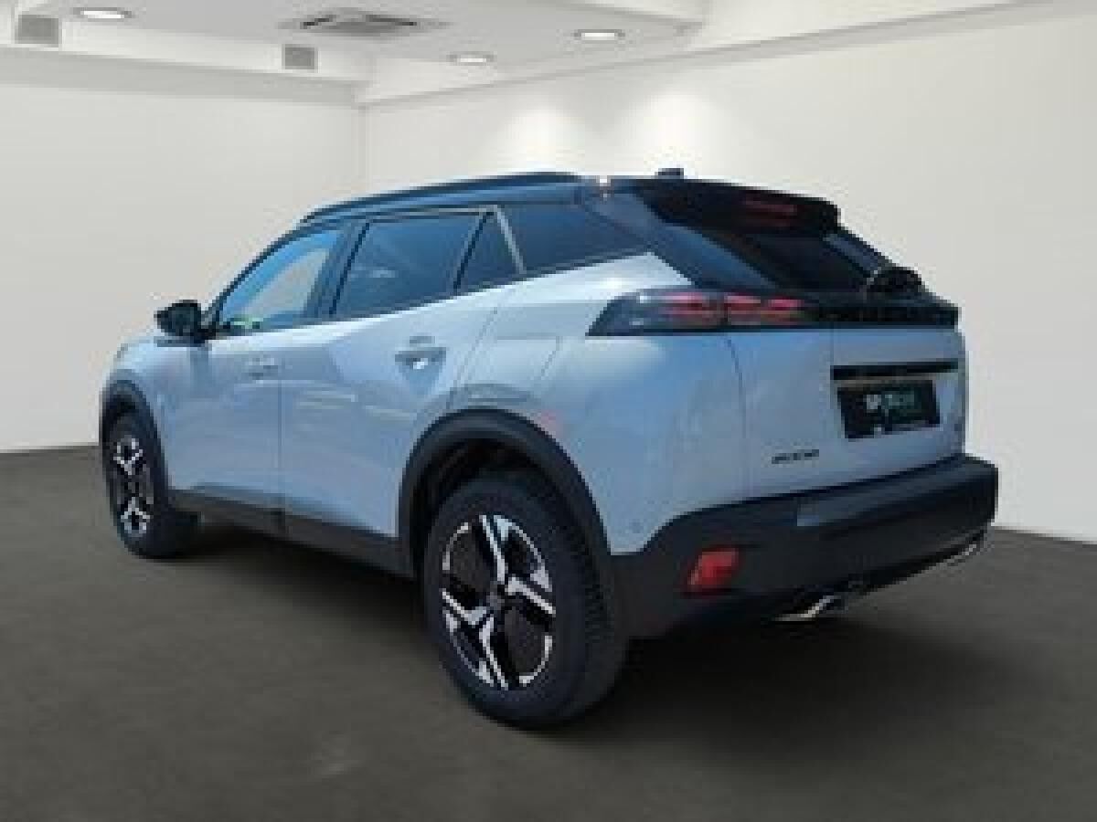 Peugeot 2008 PureTech 130 EAT8 GT **Vorführwagen** sofort verfügbar