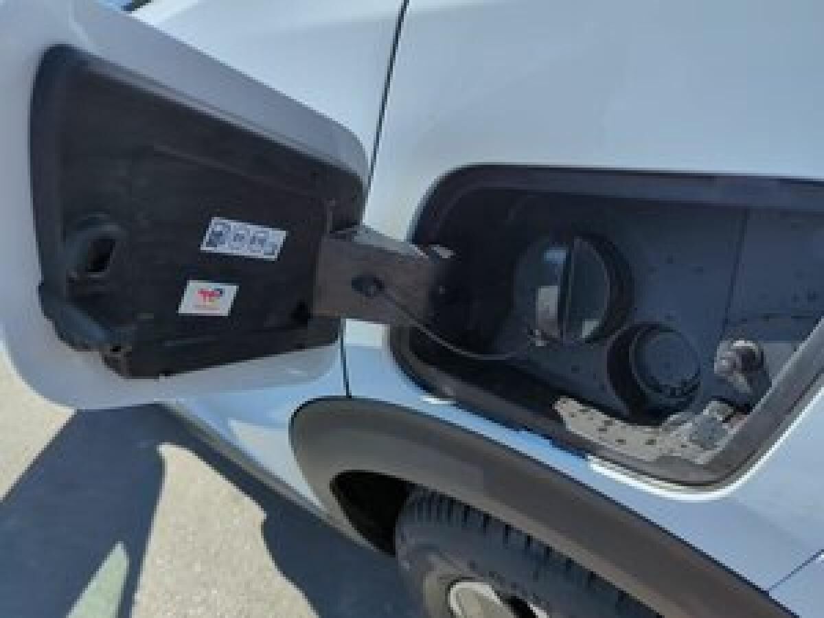 Peugeot 2008 PureTech 130 EAT8 GT **Vorführwagen** sofort verfügbar